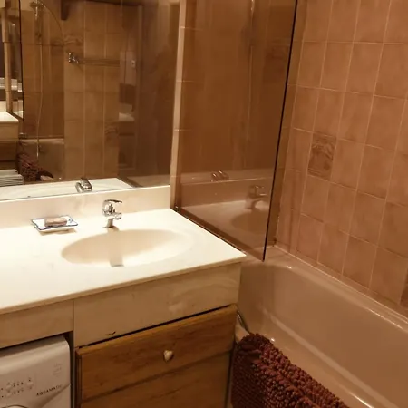 In The Port Of Appartamento