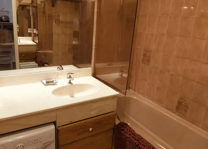 In The Port Of Lejlighed